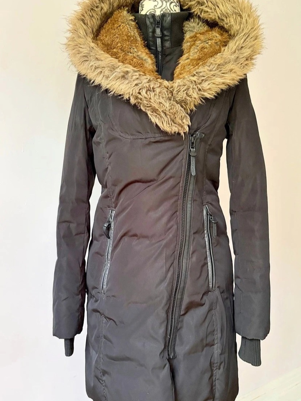 Rudsac ‘Atelier Noir’ Black Puffer Coat With Fur Hood in EUC Size S